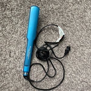BaByliss Pro Nano Titanium Flat Iron